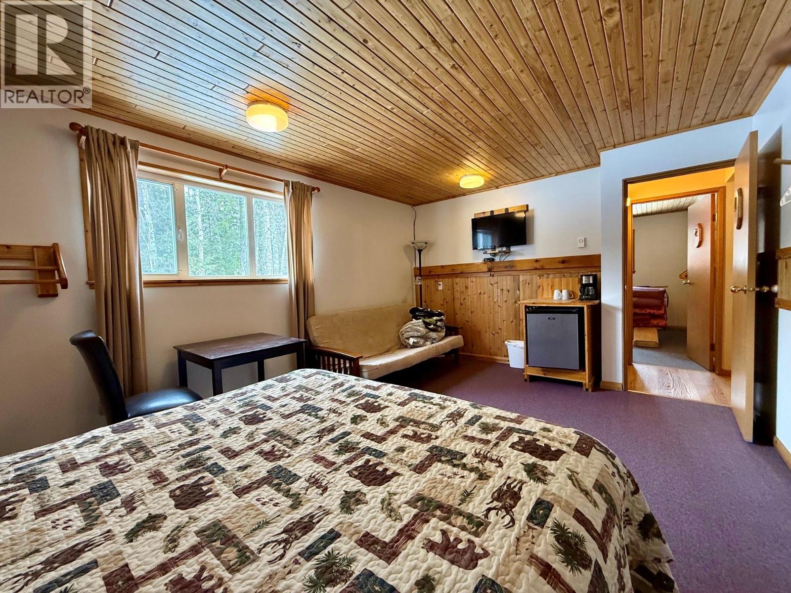 5305 Clearwater Valley Road, Clearwater