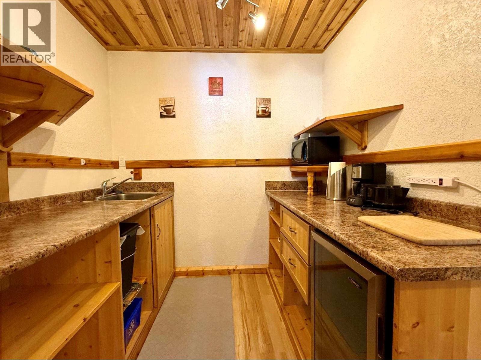 5305 Clearwater Valley Road, Clearwater