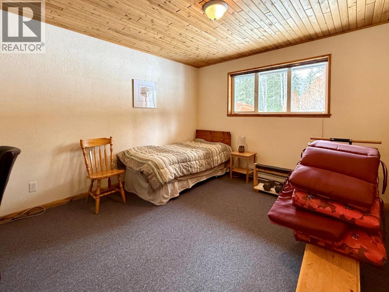 5305 Clearwater Valley Road, Clearwater