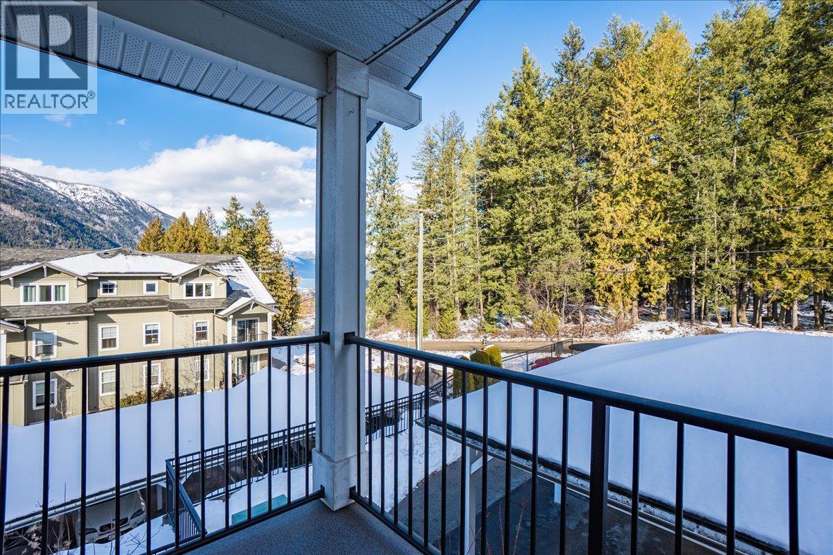 1702 Choquette Avenue Unit# 401, Nelson