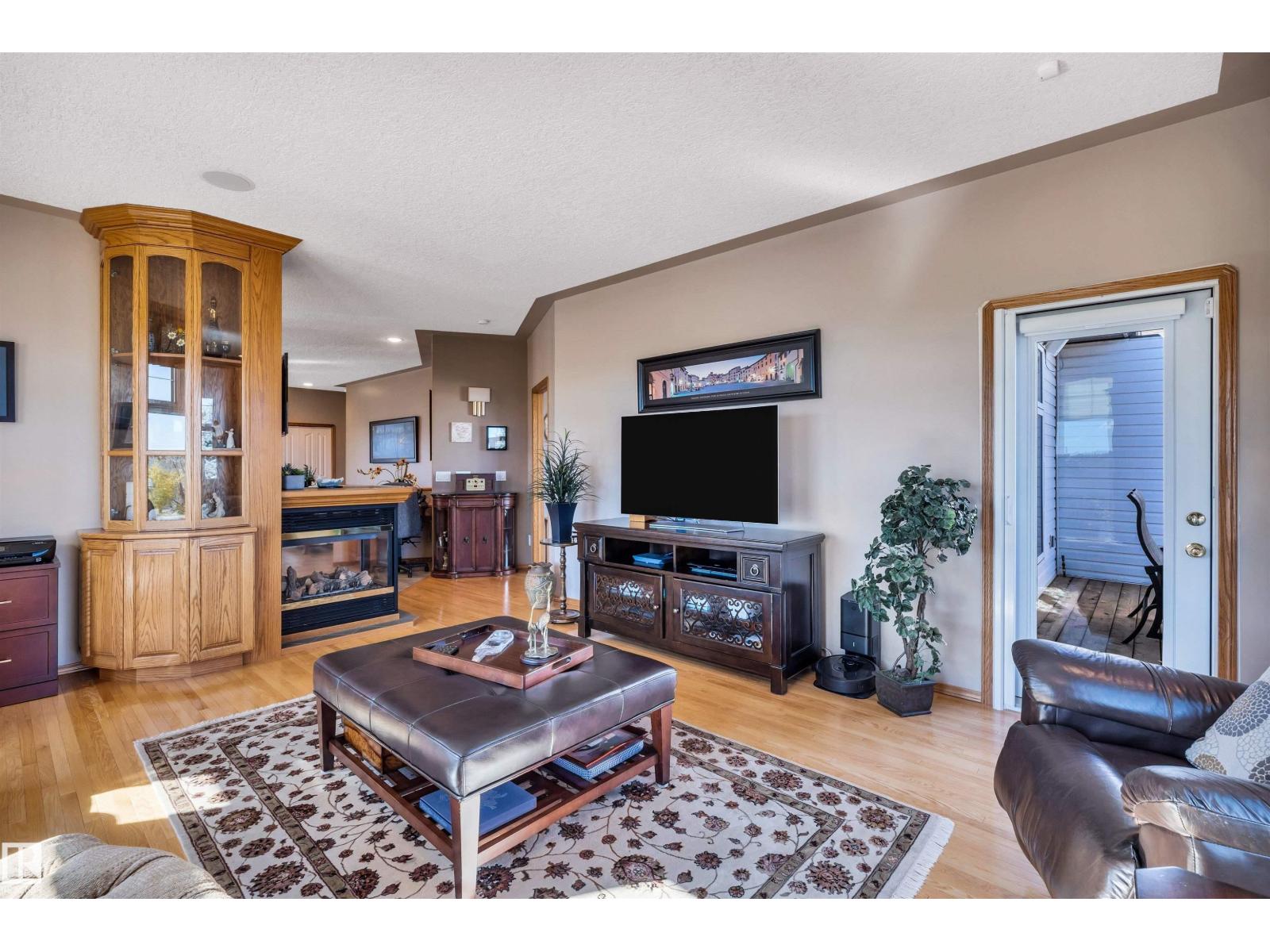 #11 65 OAKMONT DR, St. Albert
