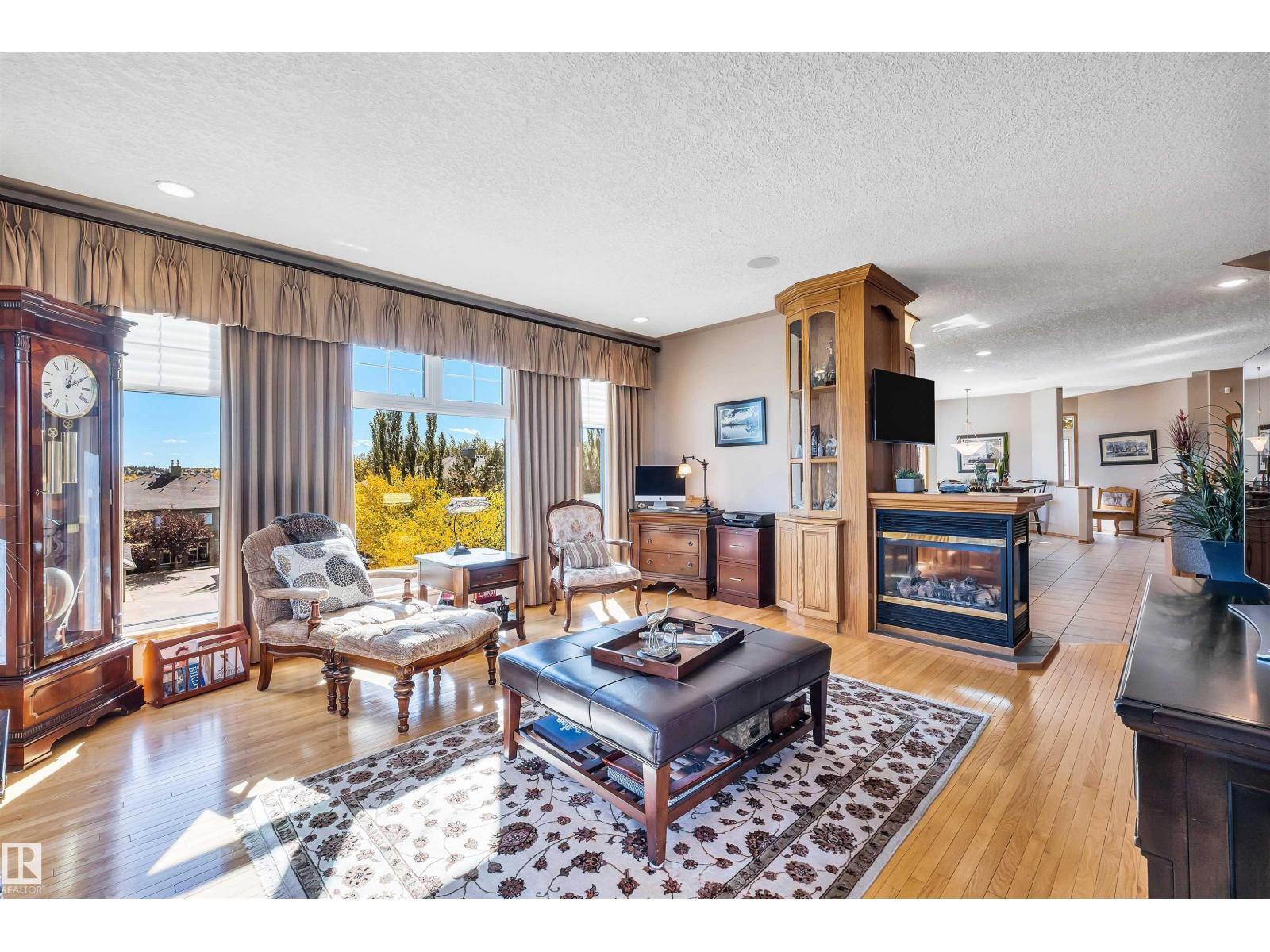 #11 65 OAKMONT DR, St. Albert