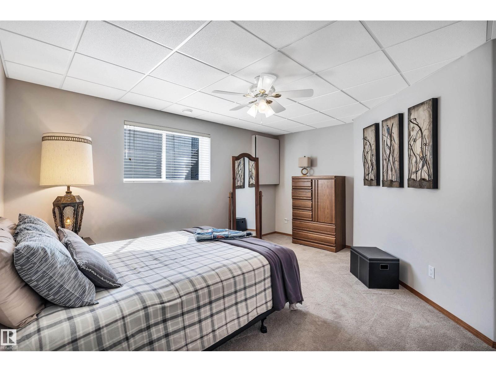 #11 65 OAKMONT DR, St. Albert