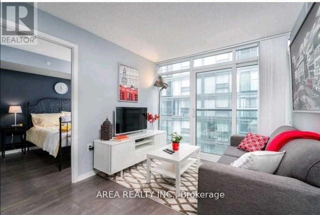 2002W - 36 LISGAR STREET - Photo 2 of 11, Toronto (Little Portugal), Ontario