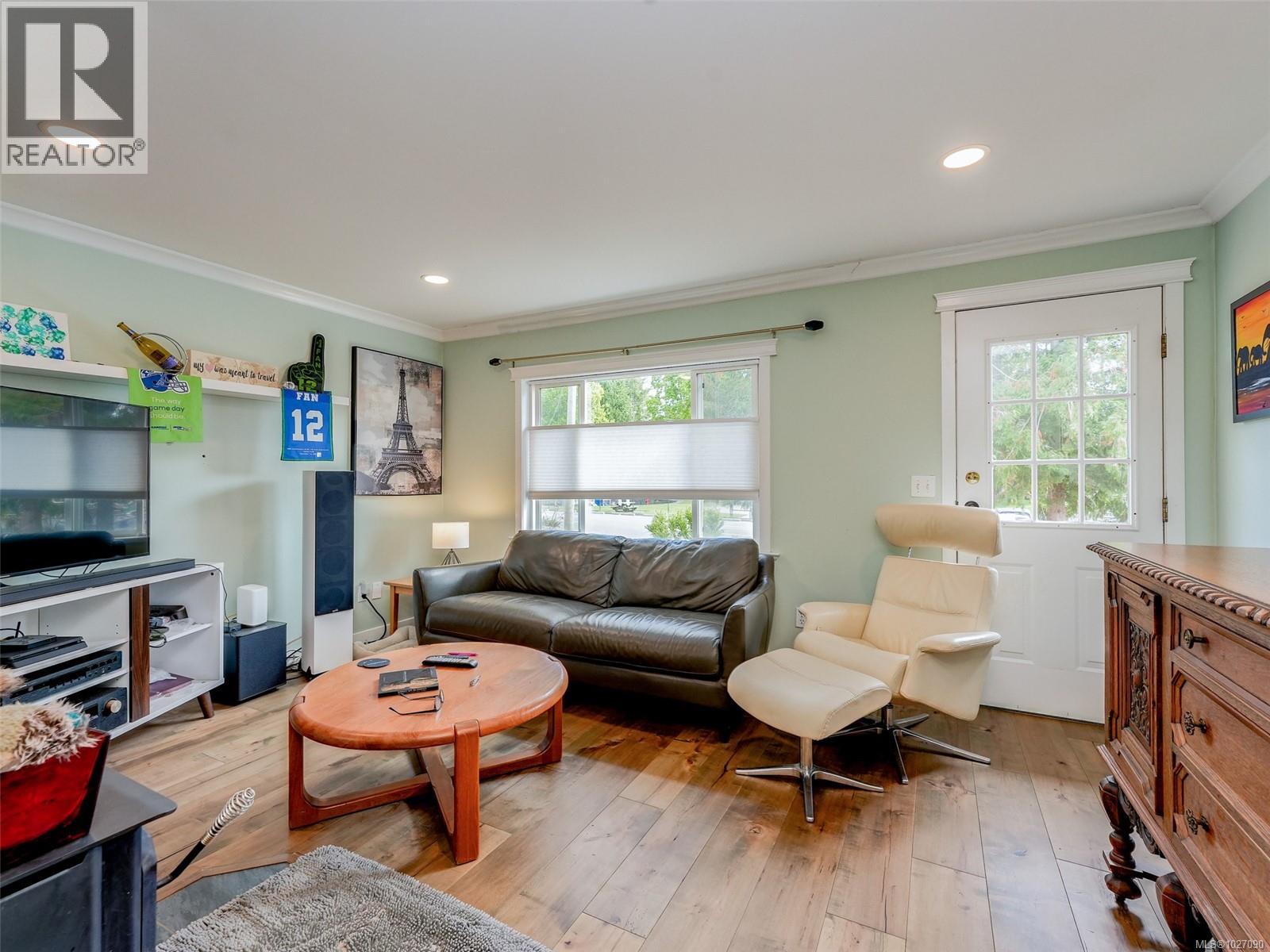 2818 Carlow Rd - 2