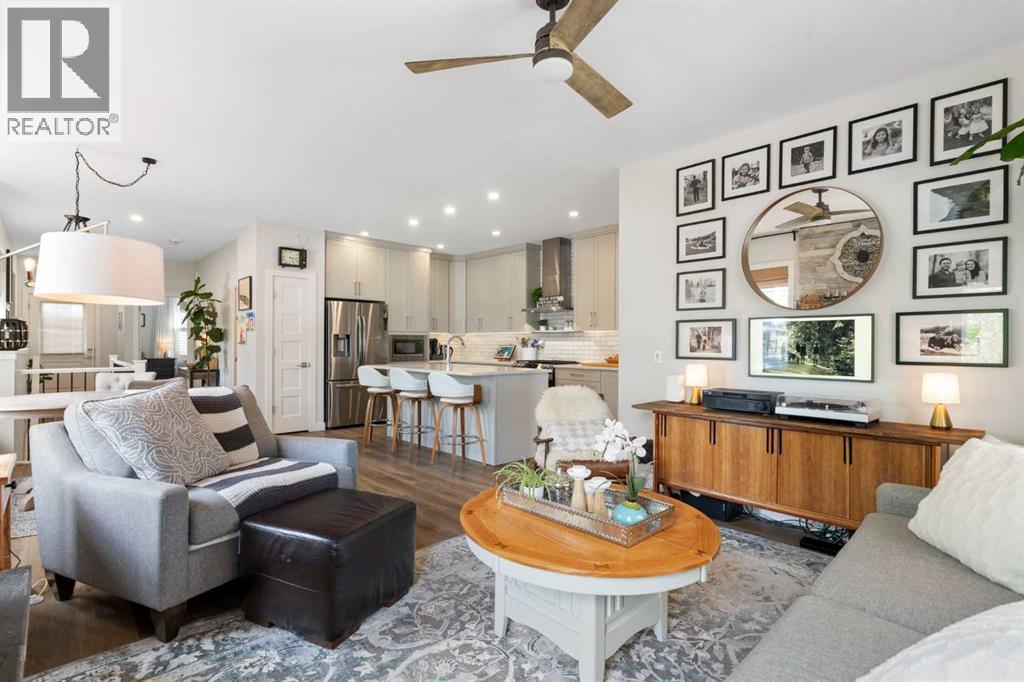 6 Emberside Hollow, Cochrane