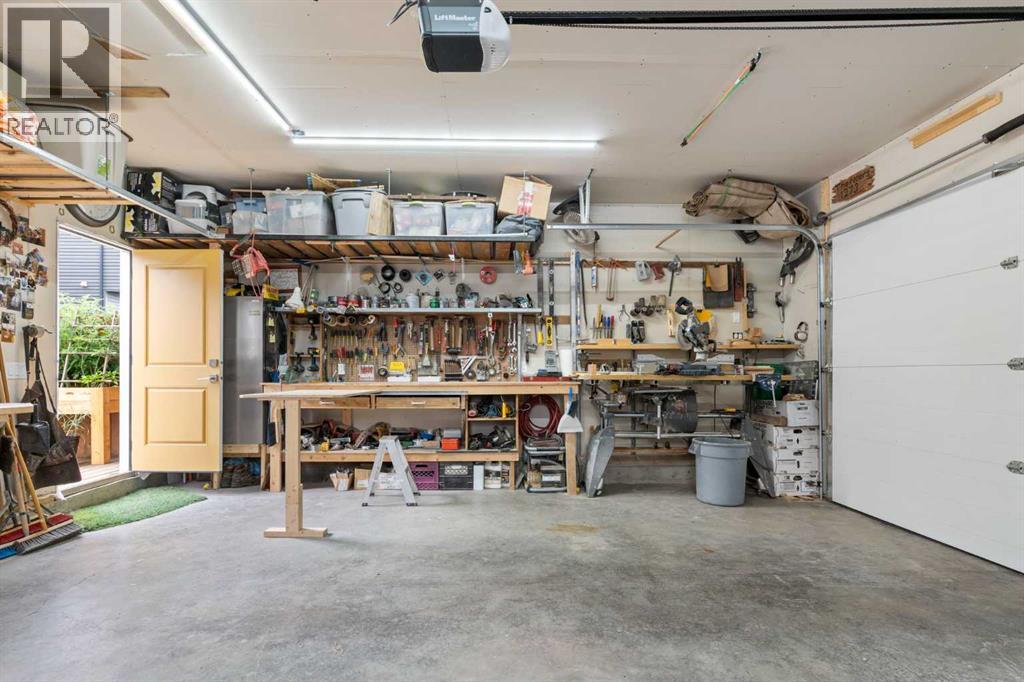 6 Emberside Hollow, Cochrane