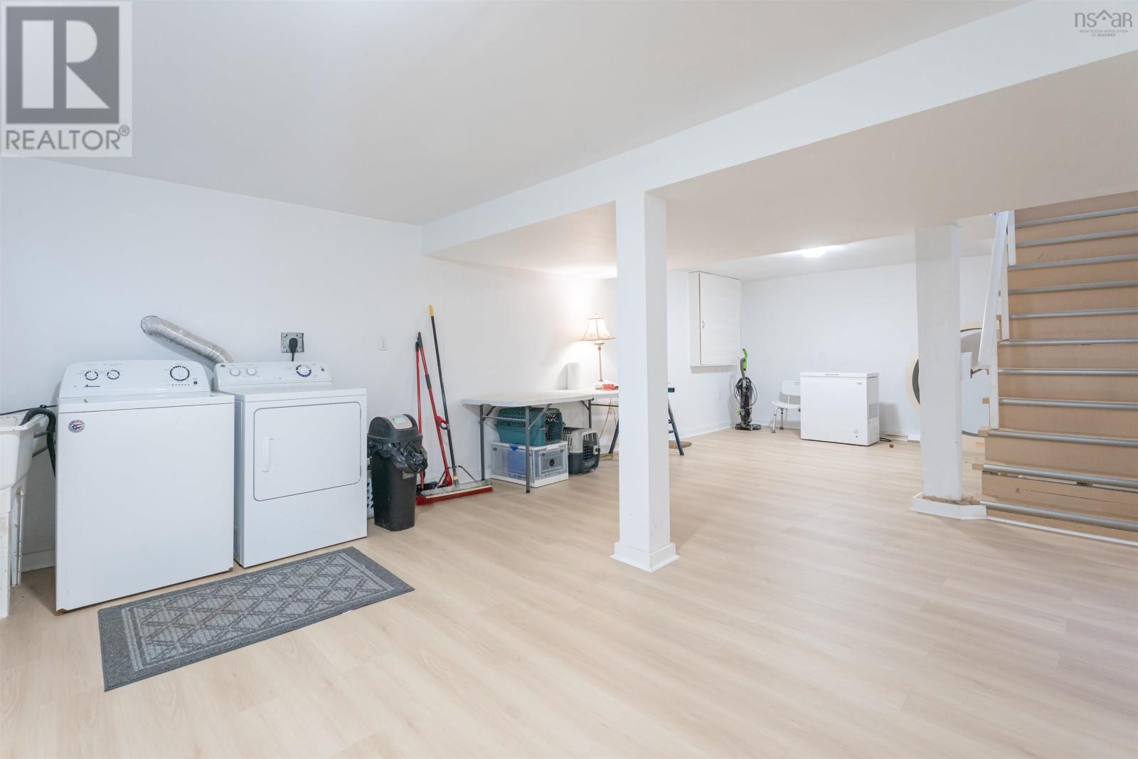 Property 31 of 39 of 411 Robie Street