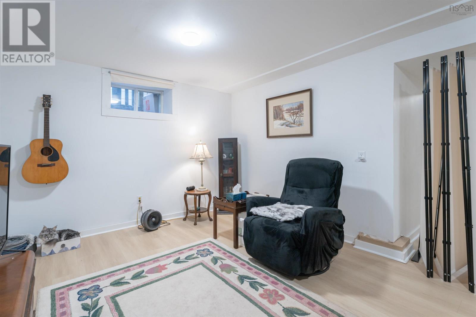 Property 28 of 39 of 411 Robie Street