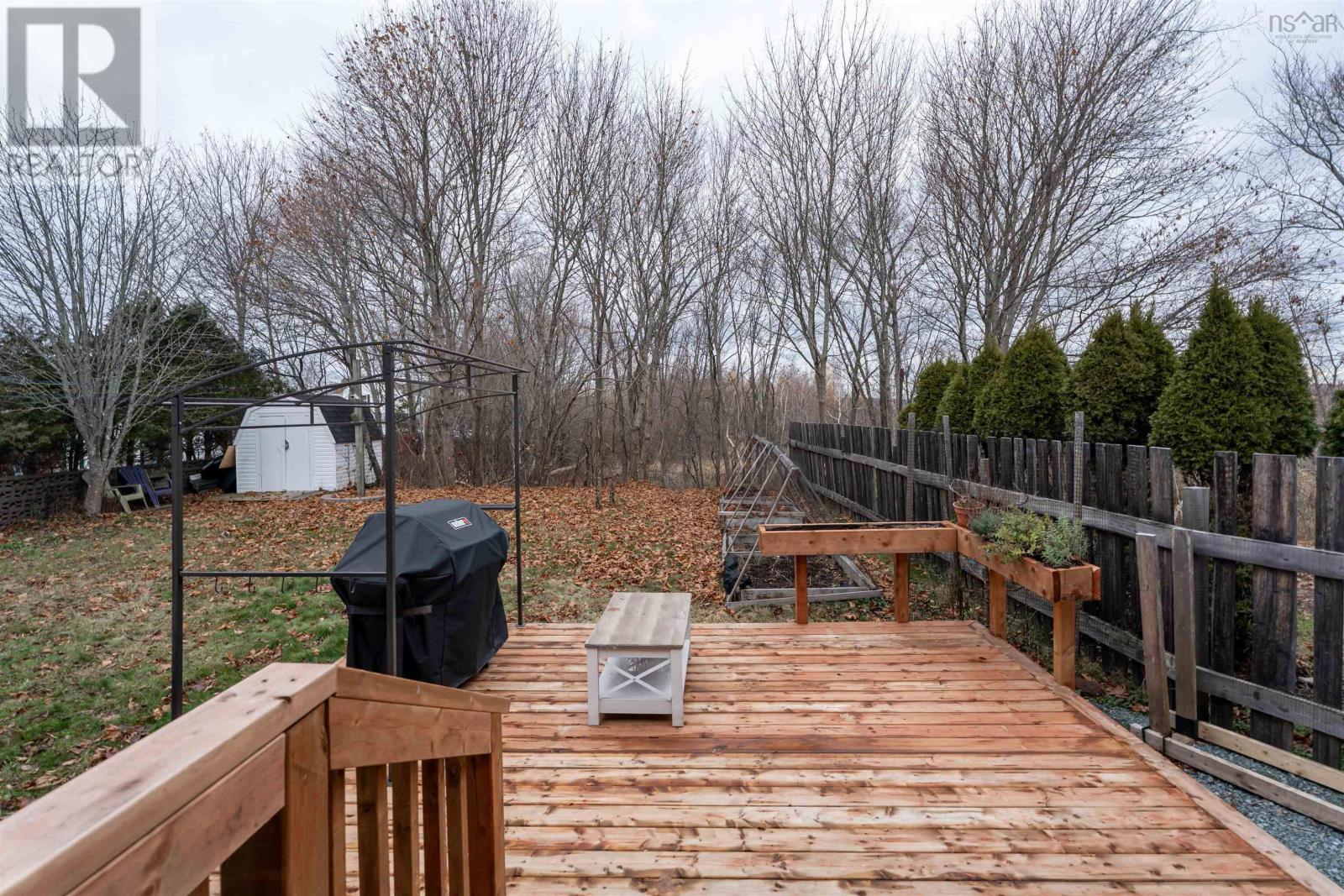 Property 34 of 39 of 411 Robie Street