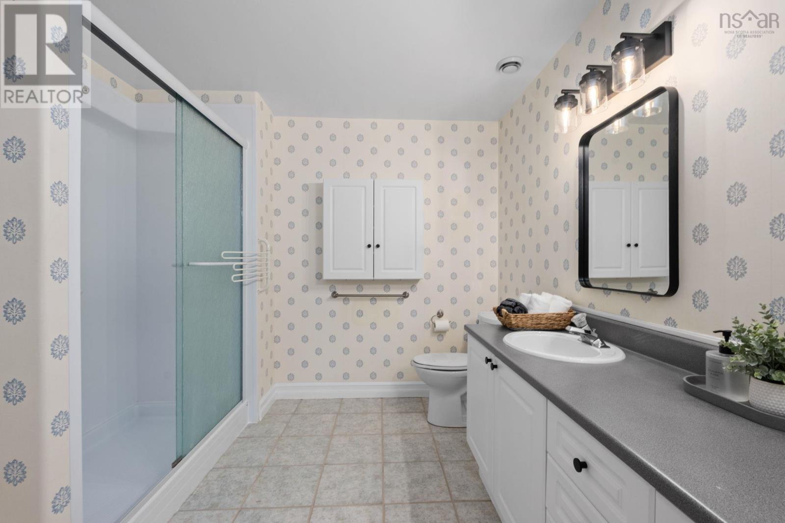 Property 17 of 35 of 503 429 Parkland Drive