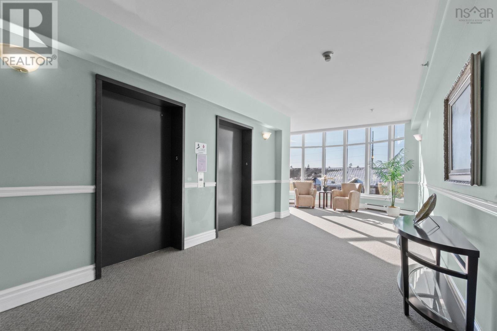 Property 31 of 35 of 503 429 Parkland Drive