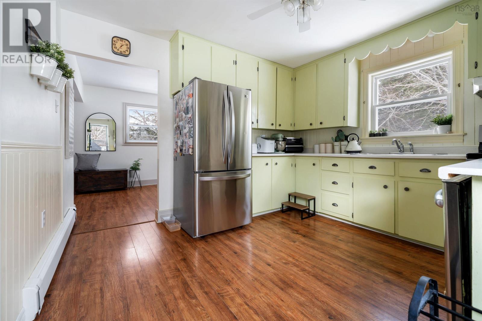 Property 4 of 38 of 372 Lays Lake Road