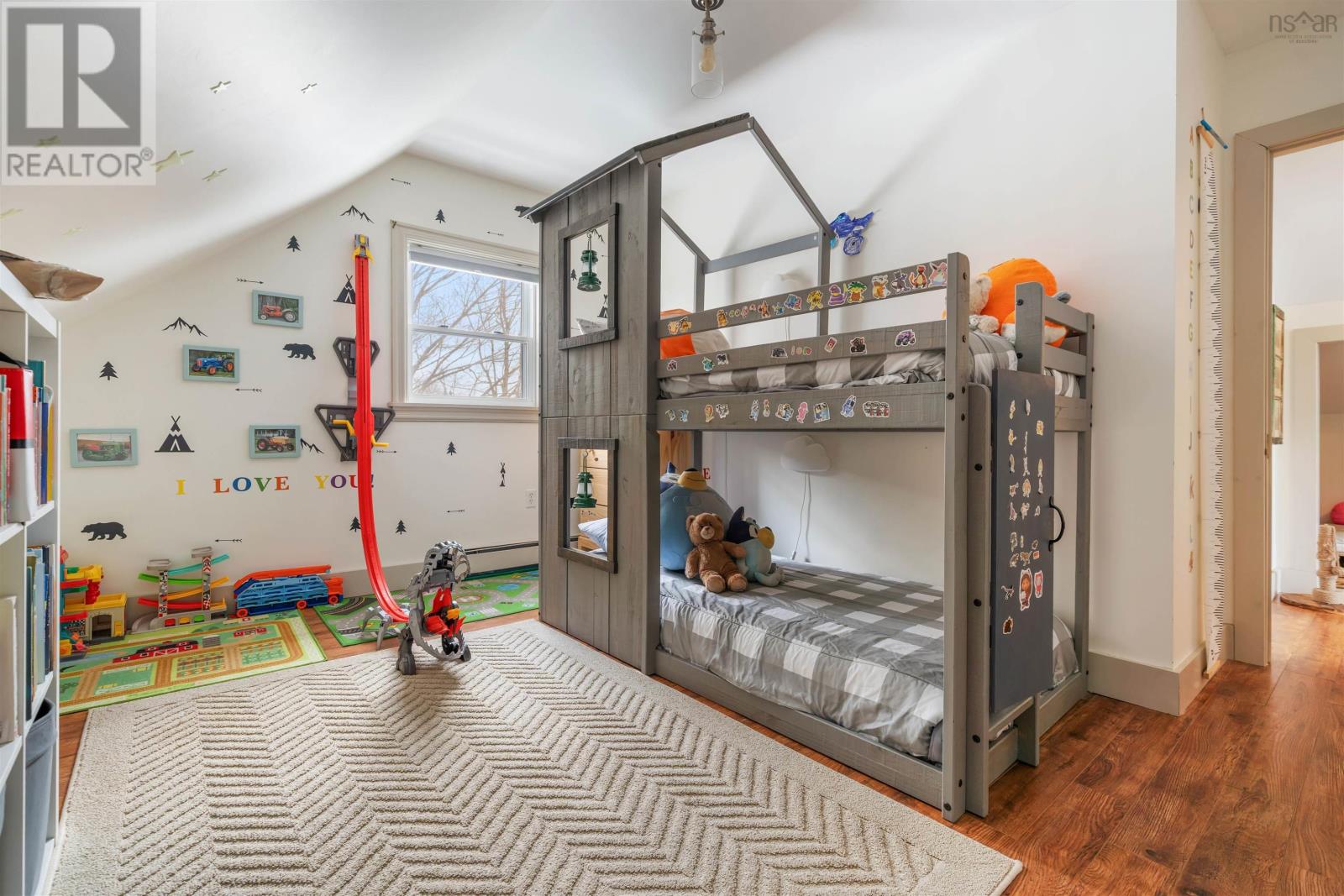 Property 28 of 38 of 372 Lays Lake Road