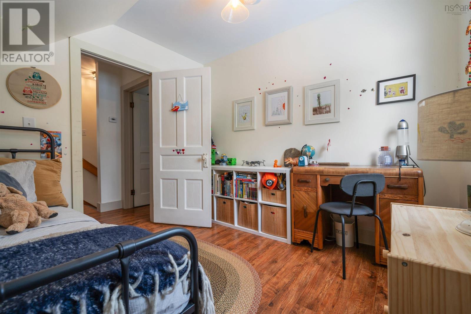 Property 32 of 38 of 372 Lays Lake Road