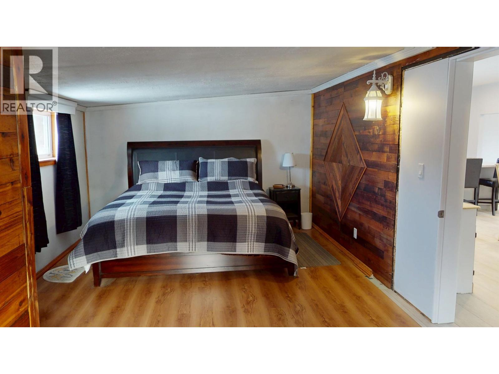 2107 RAWLINGS ROAD, Quesnel