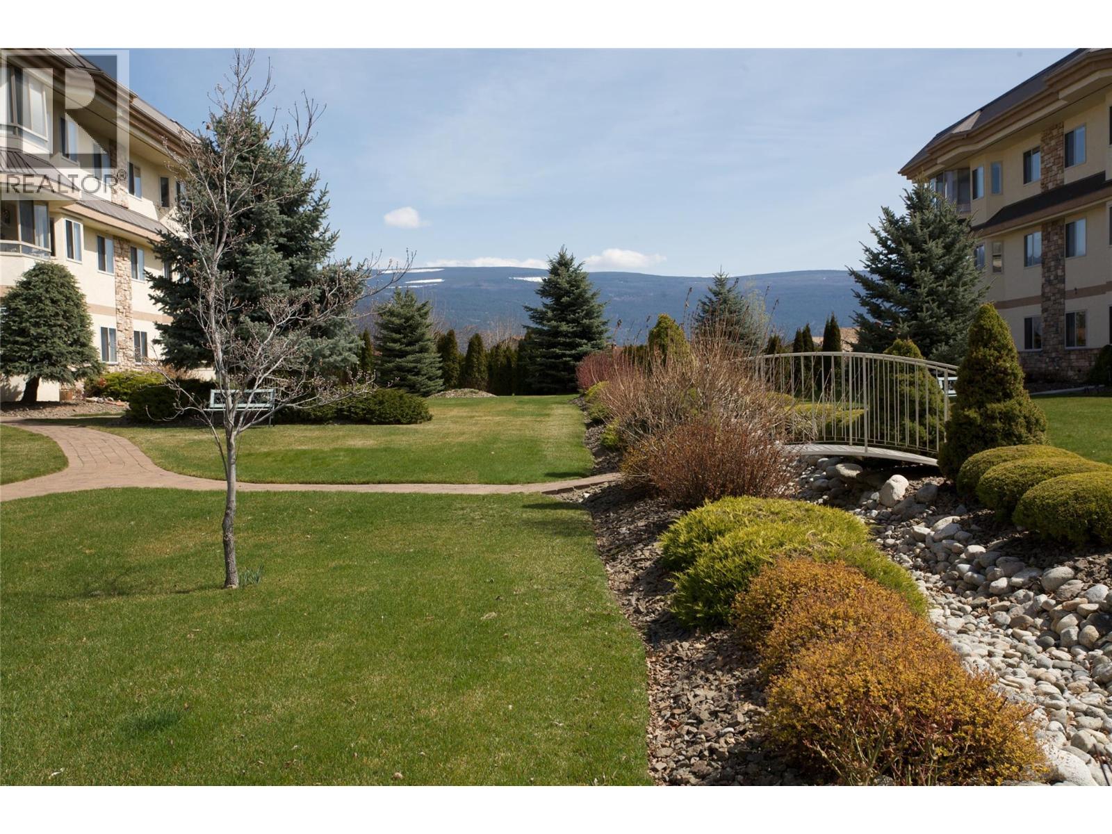 8416 JUBILEE Road Unit# 306, Summerland