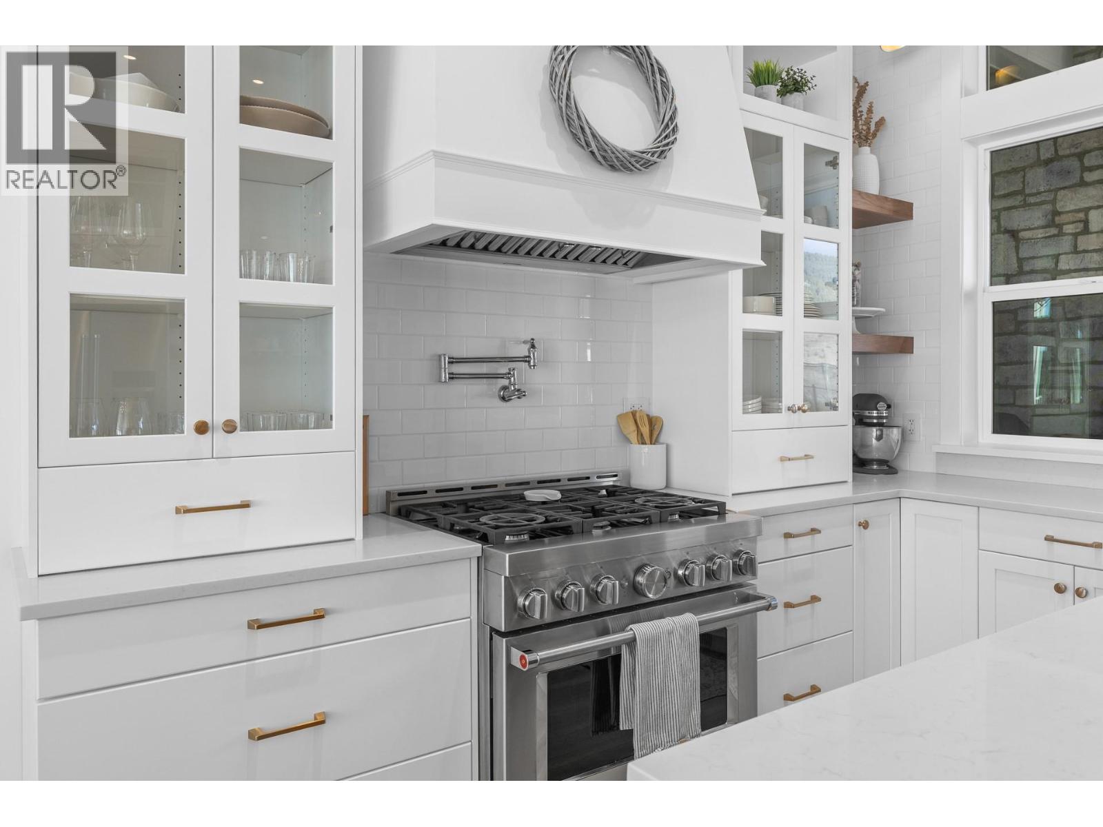  3035 Shaleview Drive, West Kelowna