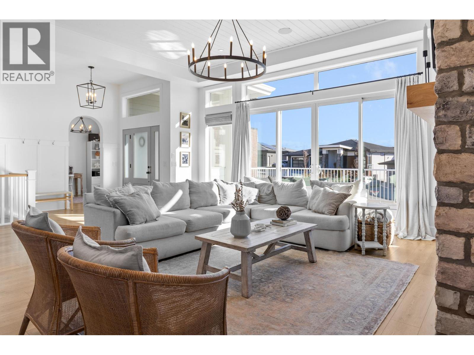  3035 Shaleview Drive, West Kelowna