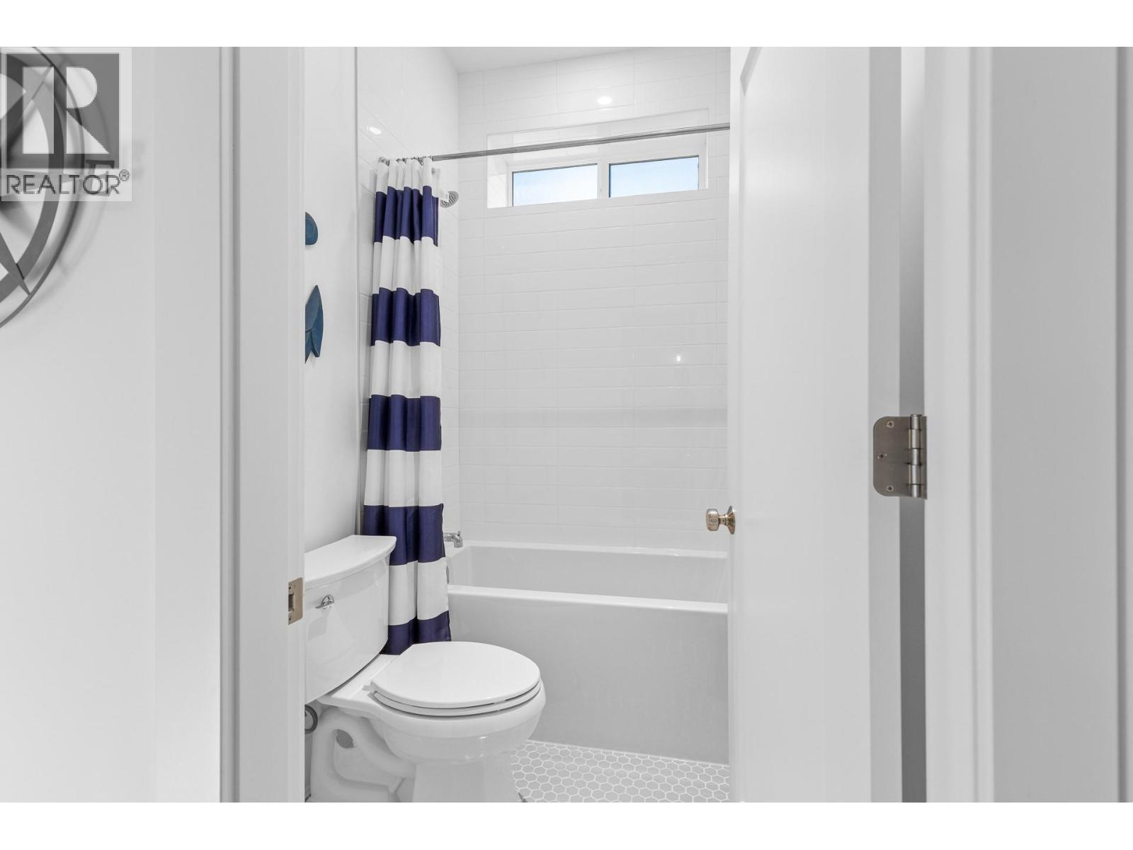  3035 Shaleview Drive, West Kelowna