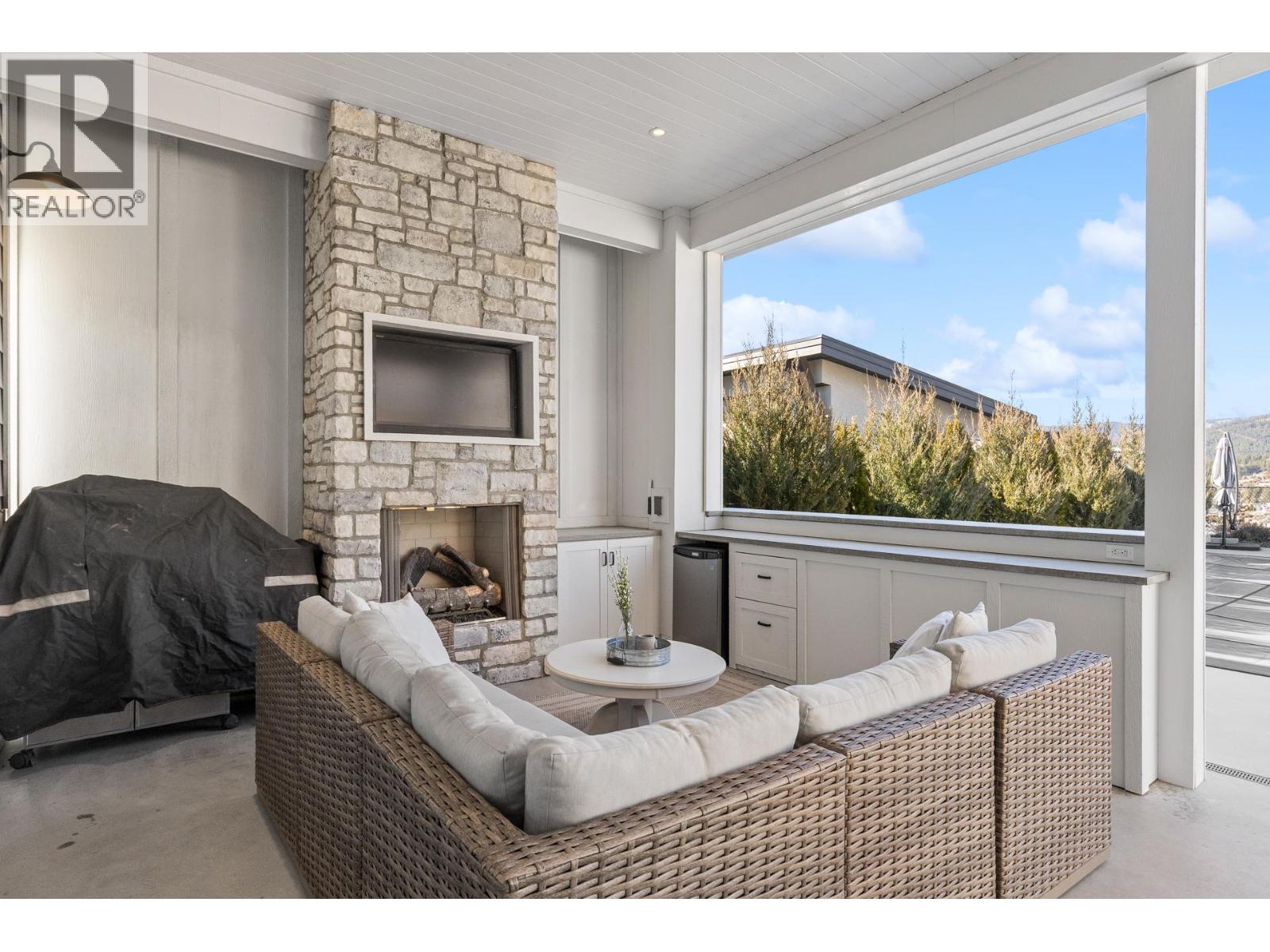  3035 Shaleview Drive, West Kelowna