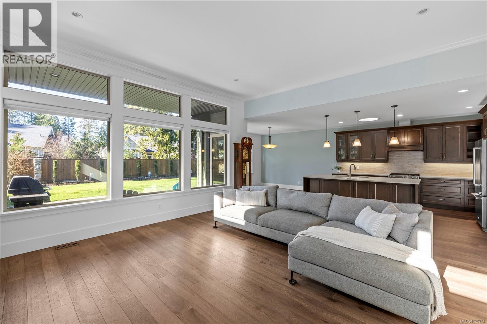 628 Nassau Cres, Qualicum Beach