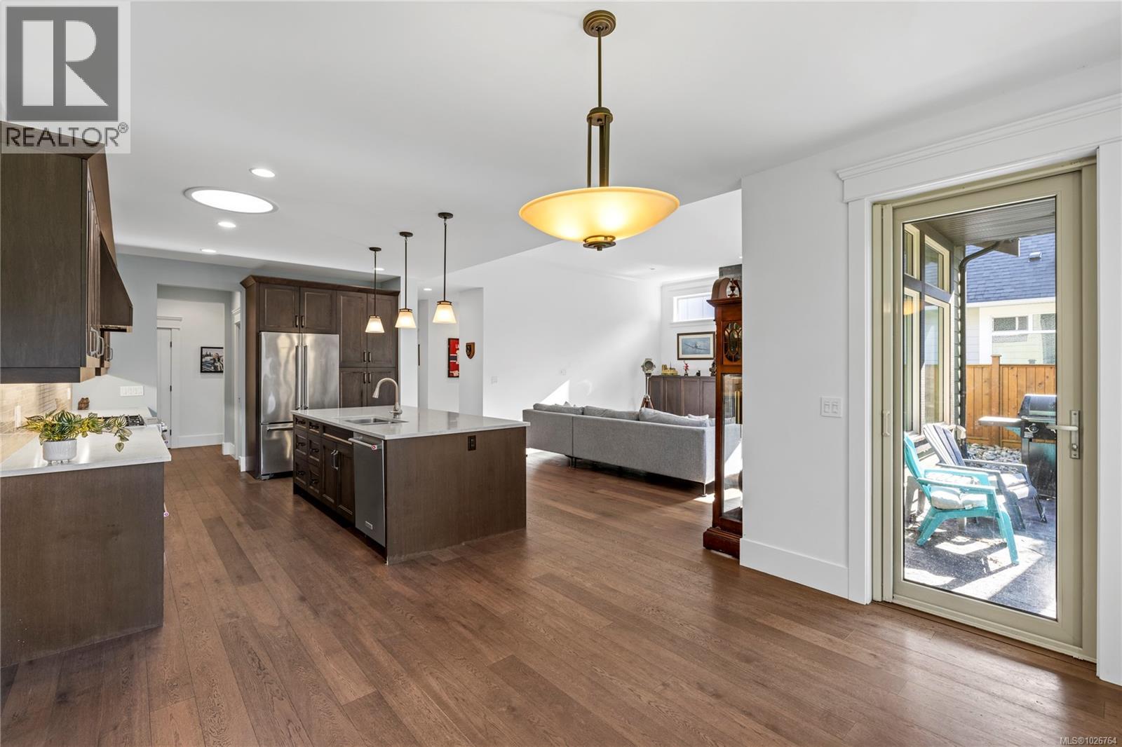 628 Nassau Cres, Qualicum Beach