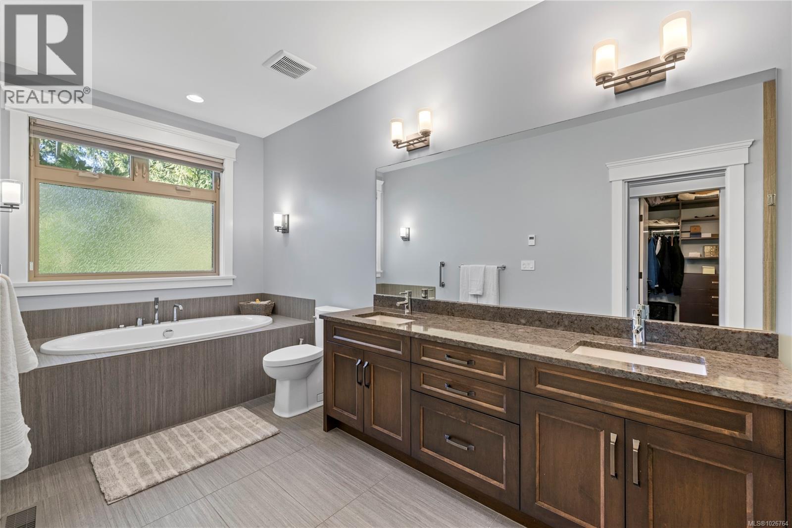 628 Nassau Cres, Qualicum Beach