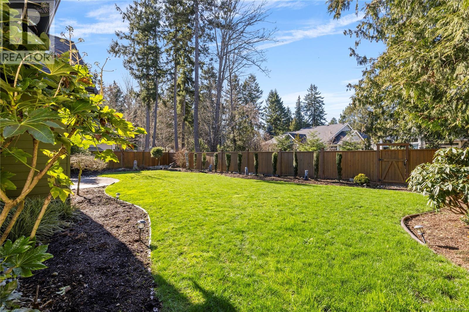 628 Nassau Cres, Qualicum Beach