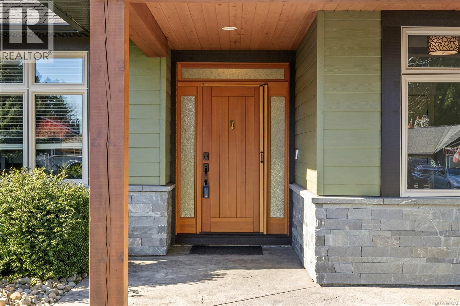 628 Nassau Cres - Photo 4 of 36, Qualicum Beach, British Columbia