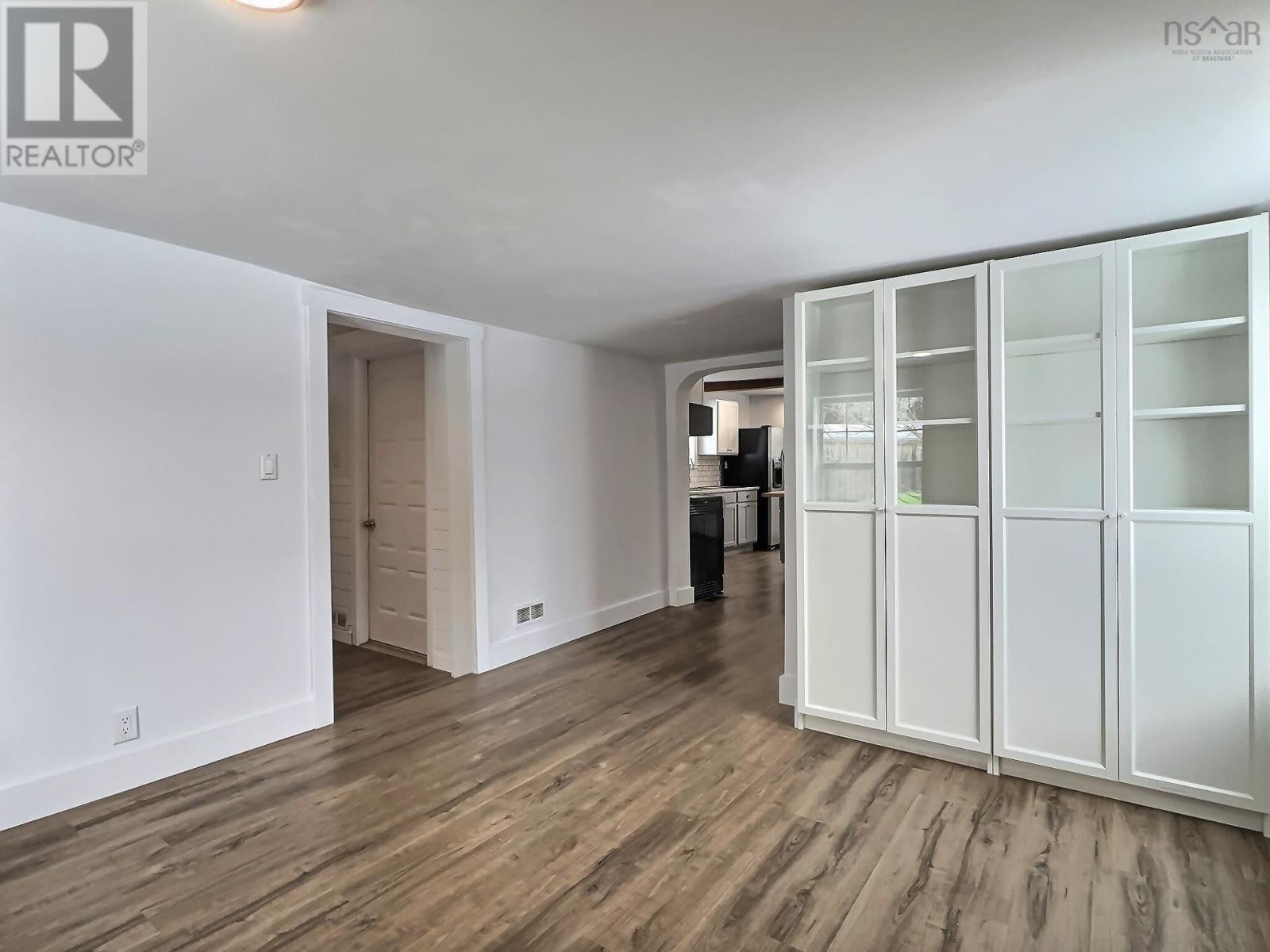 Property 13 of 21 of 585 Plains Road