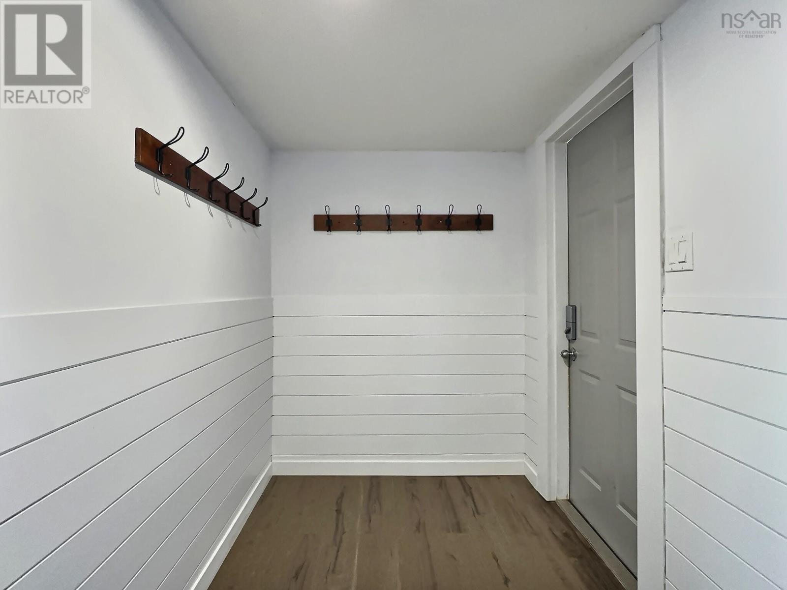 Property 14 of 21 of 585 Plains Road