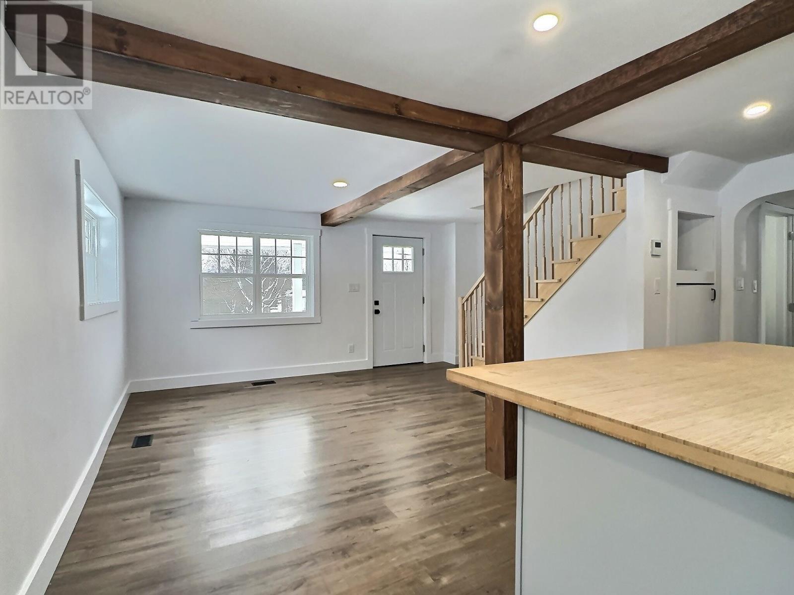 Property 7 of 21 of 585 Plains Road