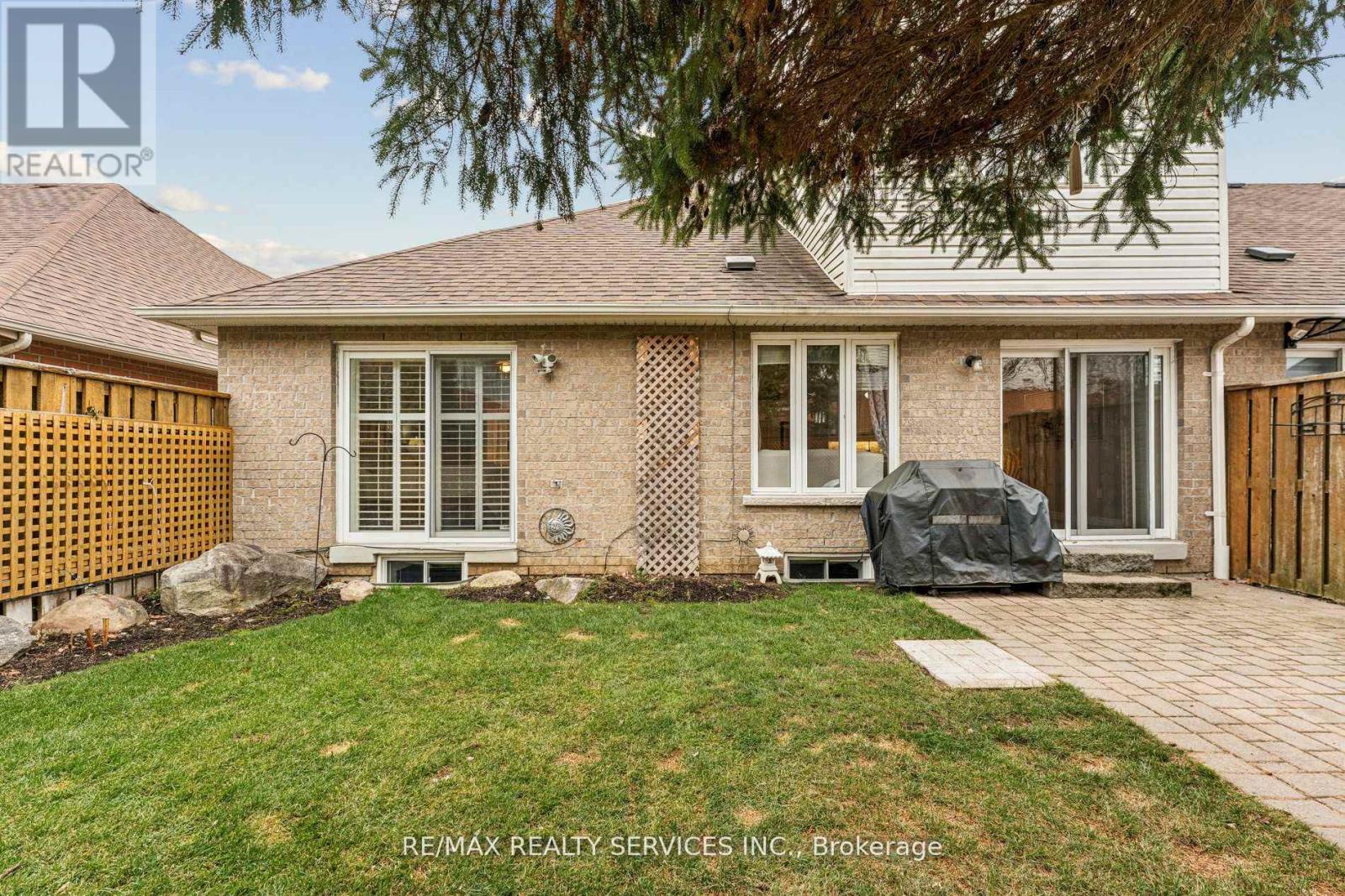 14 MCKINLEY CRESCENT,Caledon (Caledon East),,