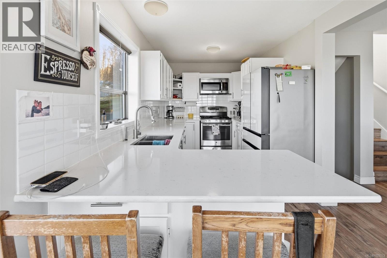 4537 Otter Point Rd, Sooke