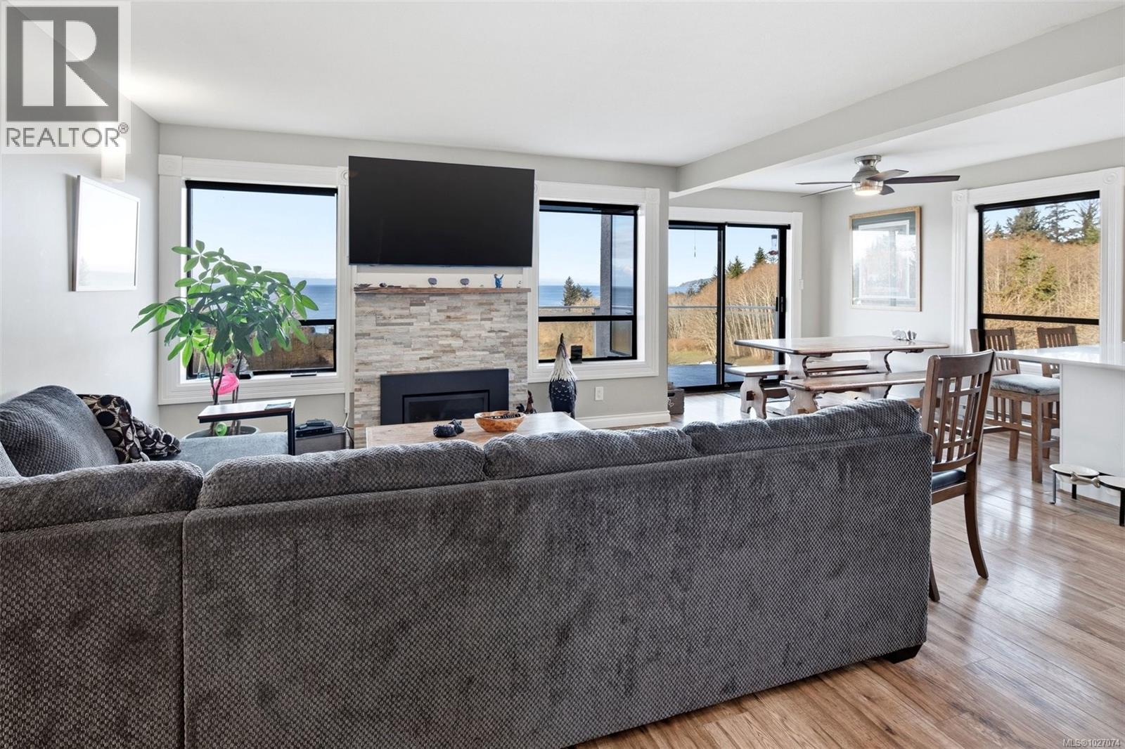 4537 Otter Point Rd, Sooke