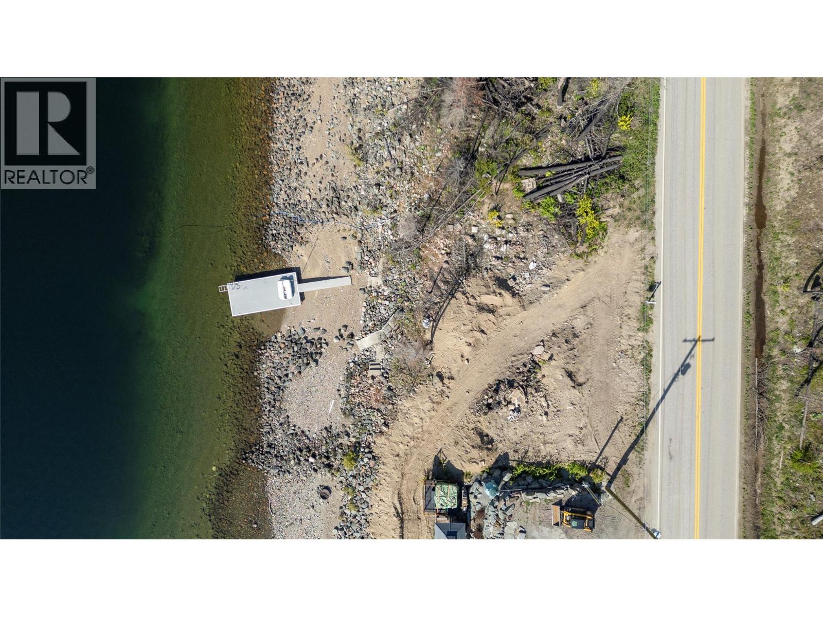  5046 Squilax-Anglemont Road, Celista