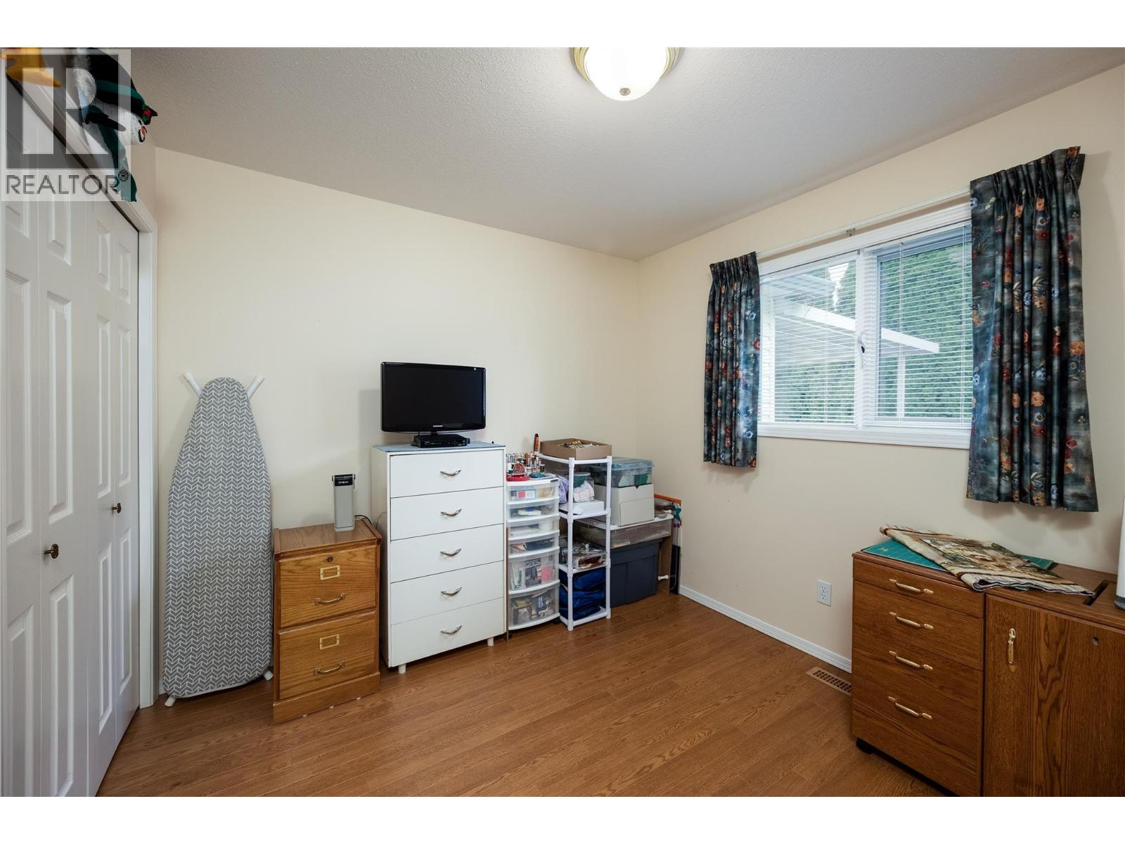 438 Parfitt Court - 24