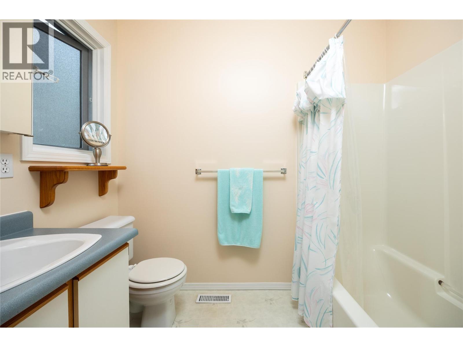  438 Parfitt Court, Kelowna