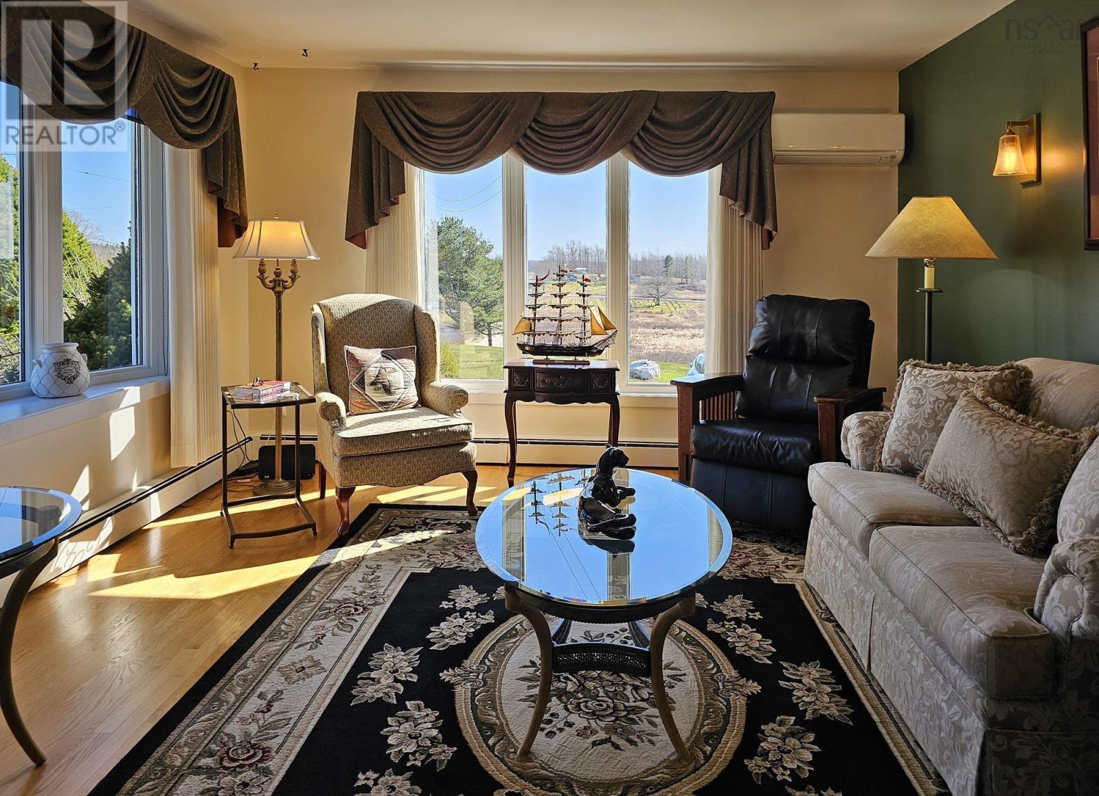 Property 16 of 49 of 2865 Highway 340