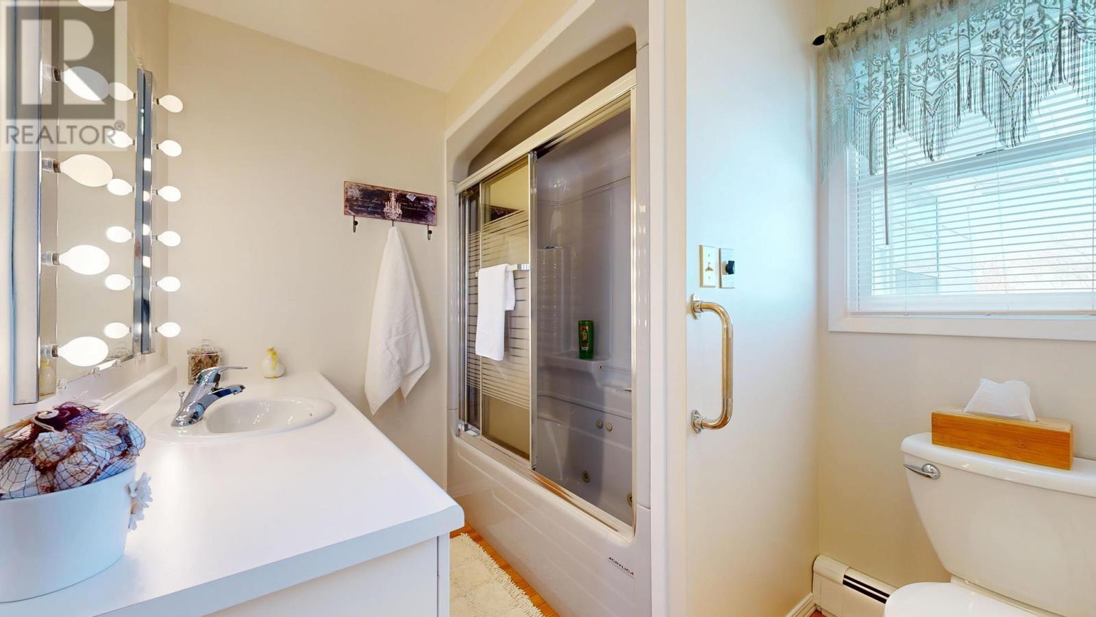 Property 21 of 49 of 2865 Highway 340