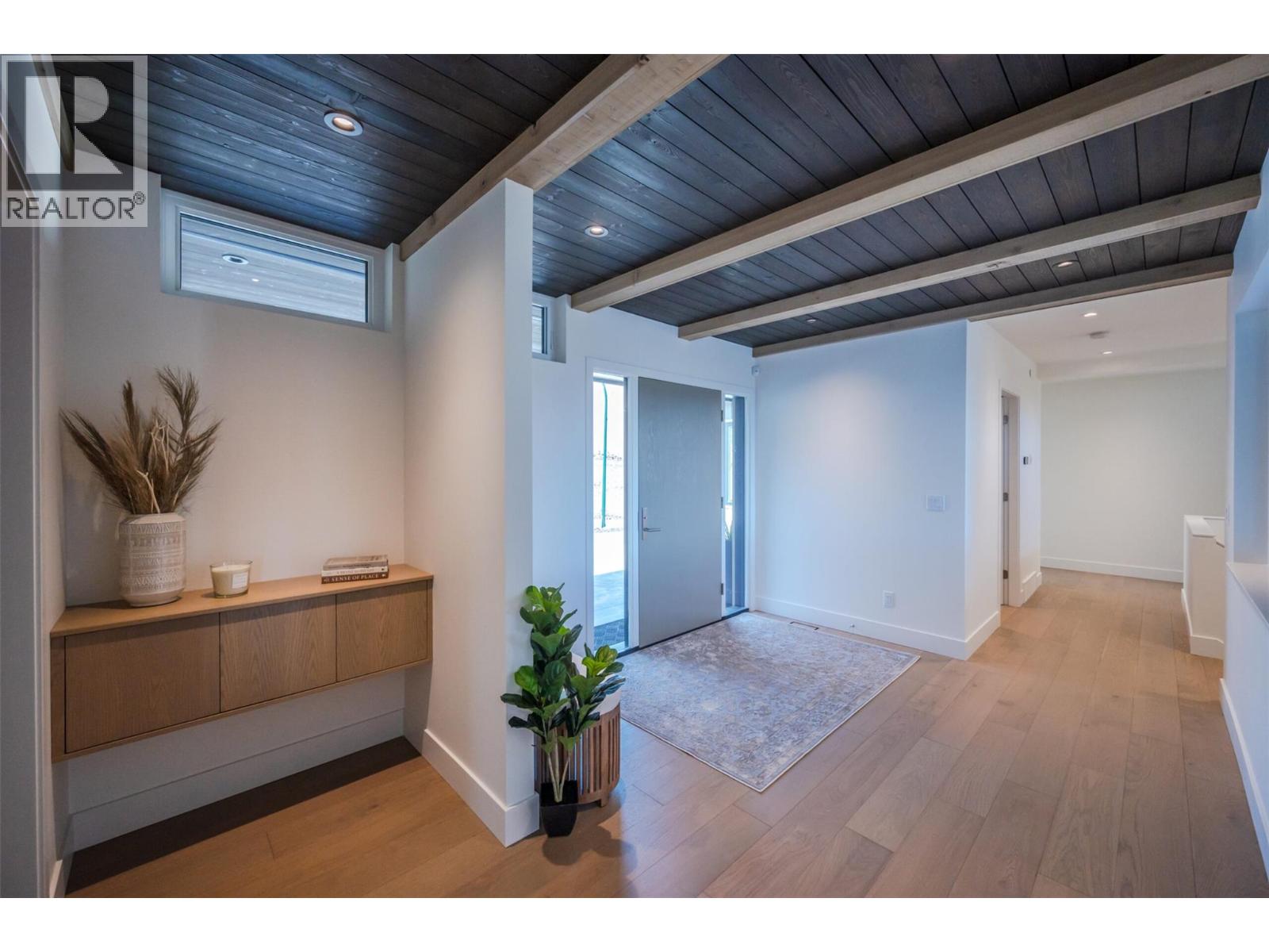  17579 SANBORN Street, Summerland