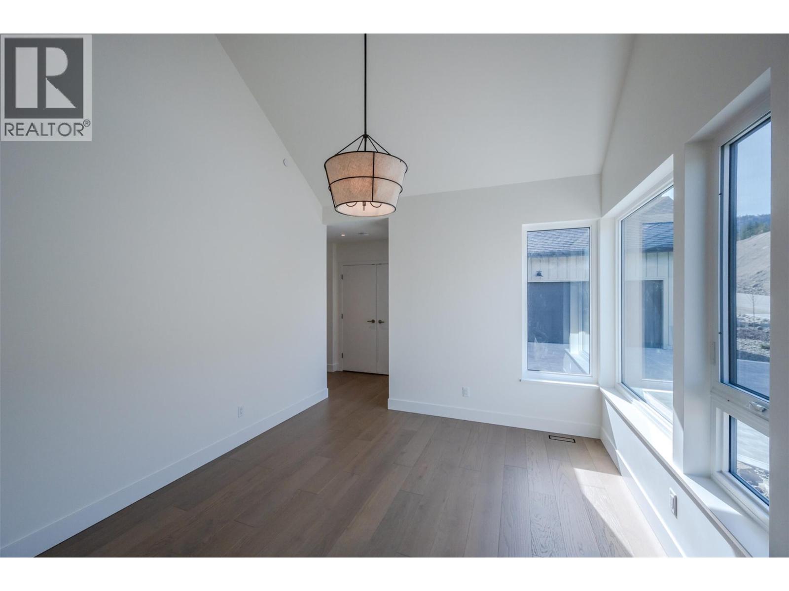  17579 SANBORN Street, Summerland