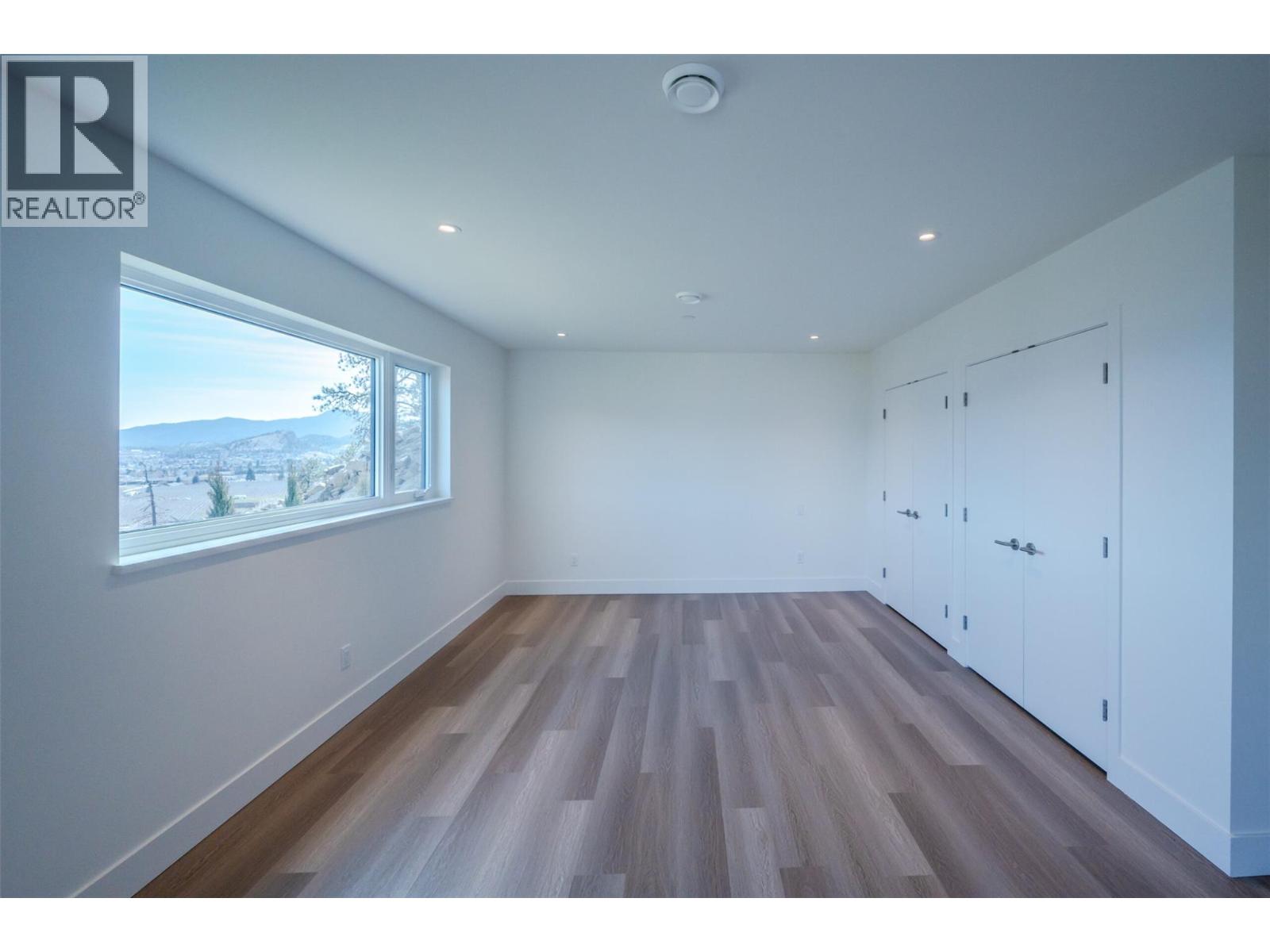  17579 SANBORN Street, Summerland