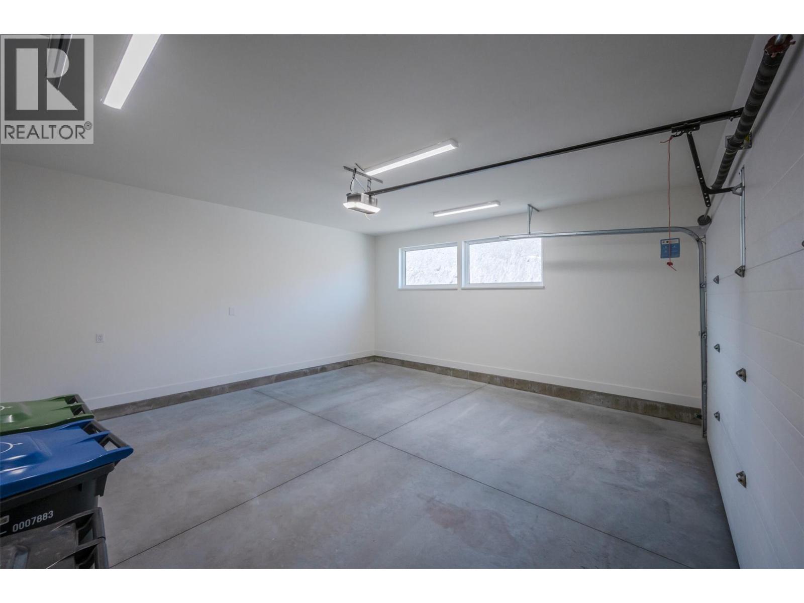  17579 SANBORN Street, Summerland