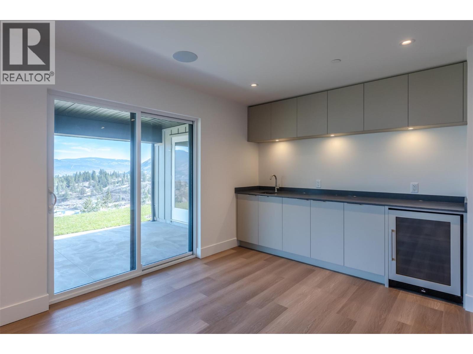  17579 SANBORN Street, Summerland