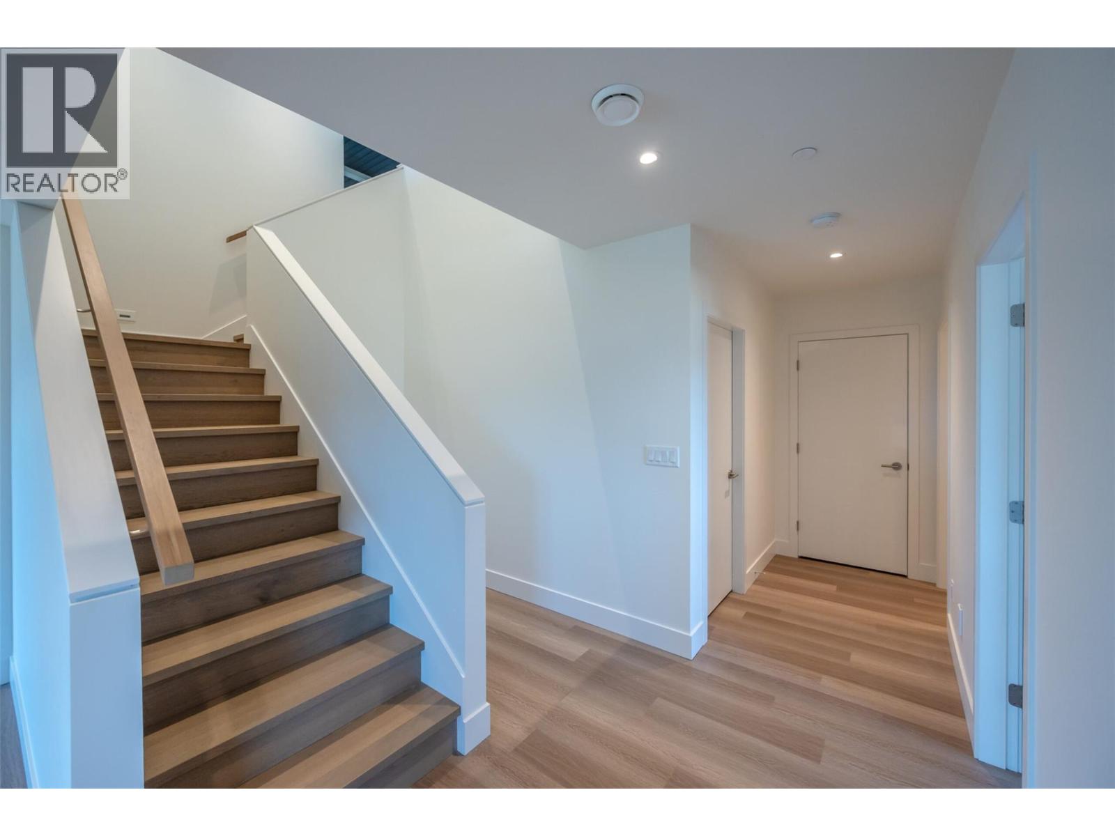  17579 SANBORN Street, Summerland