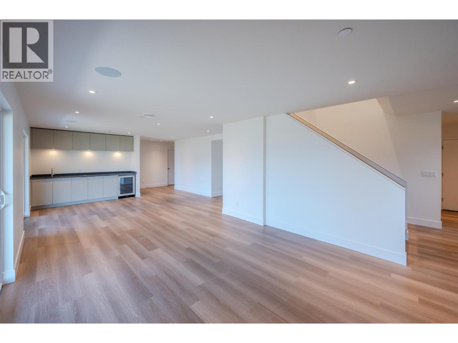  17579 SANBORN Street, Summerland