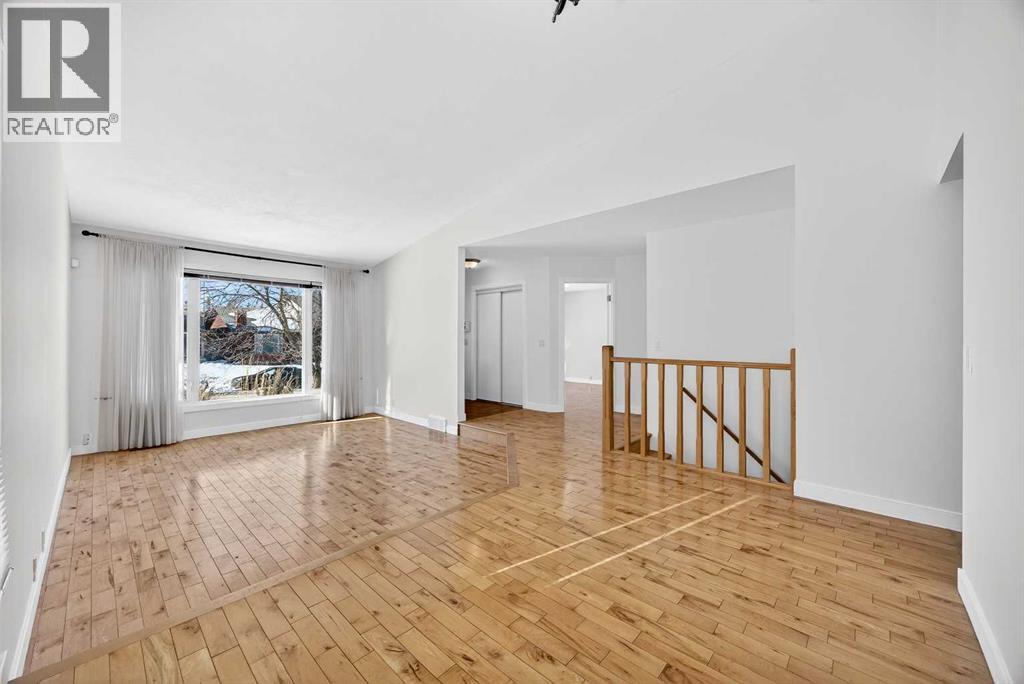 Single Family House Bungalow for Sale in  Bermuda Drive NW Beddington Heights Calgary 