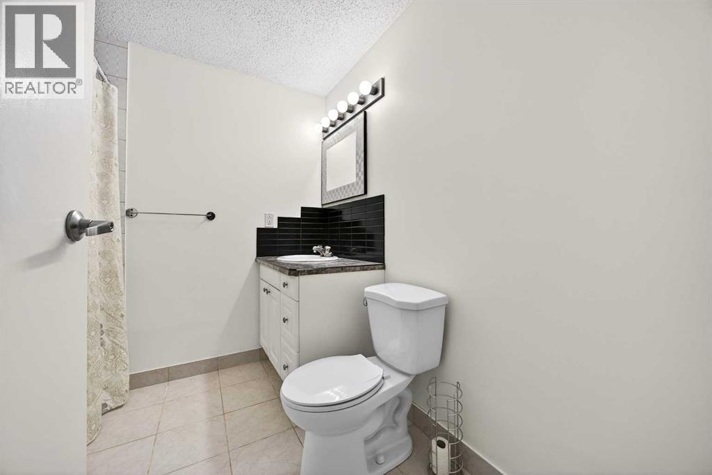 Single Family House Bungalow for Sale in  Bermuda Drive NW Beddington Heights Calgary 